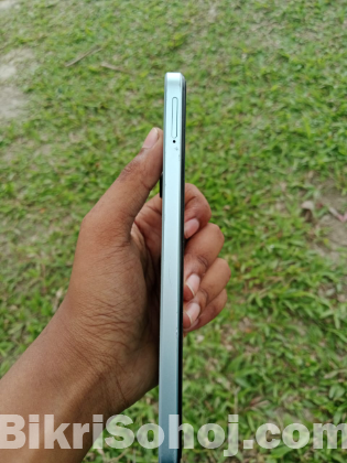 Realme C33